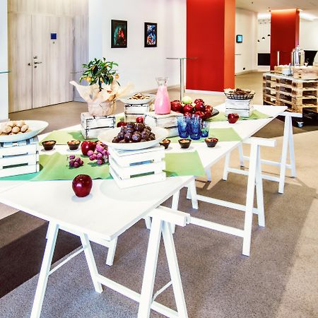 Park Inn By Radisson Cracovia Esterno foto