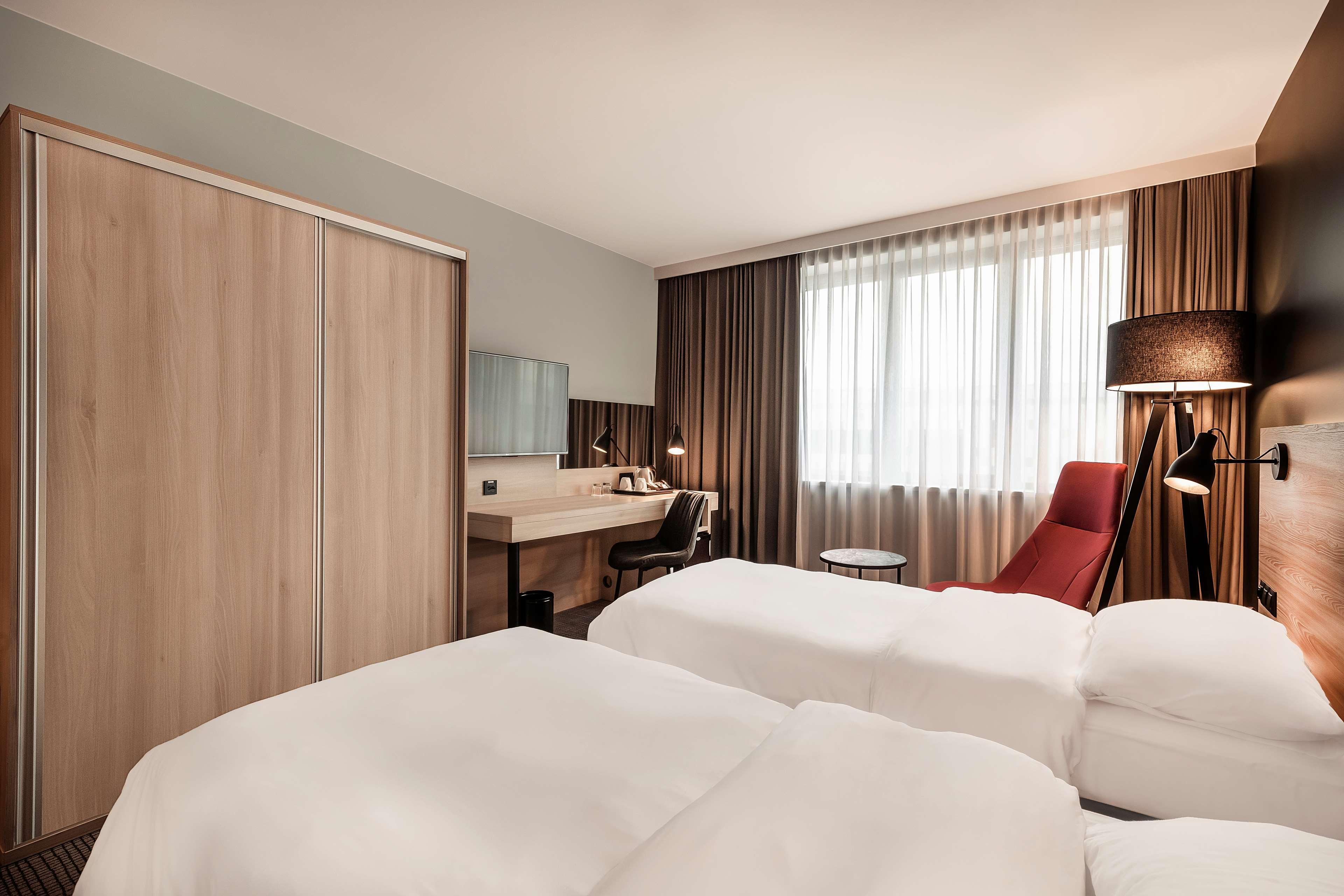 Park Inn By Radisson Cracovia Esterno foto