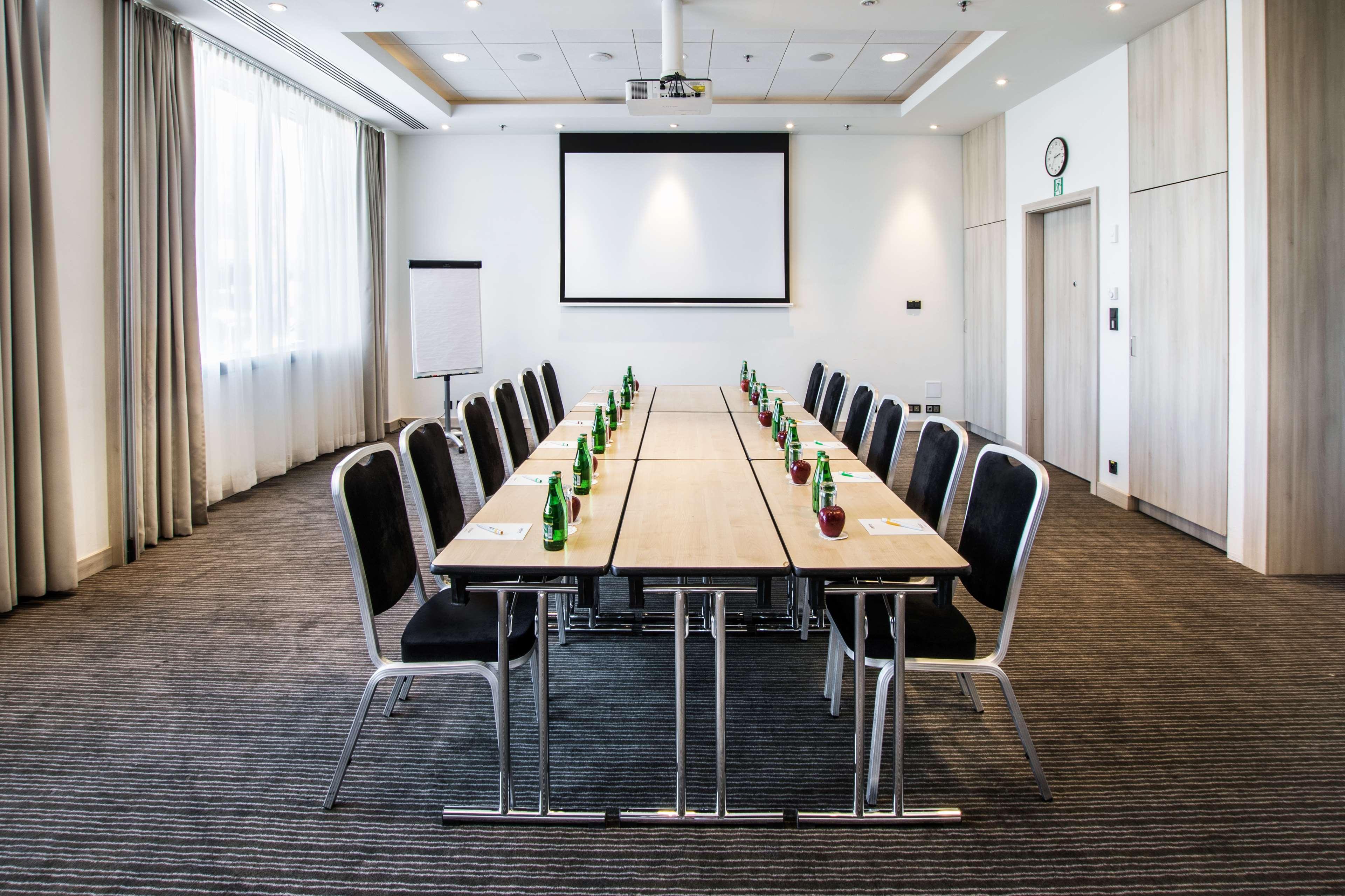 Park Inn By Radisson Cracovia Esterno foto