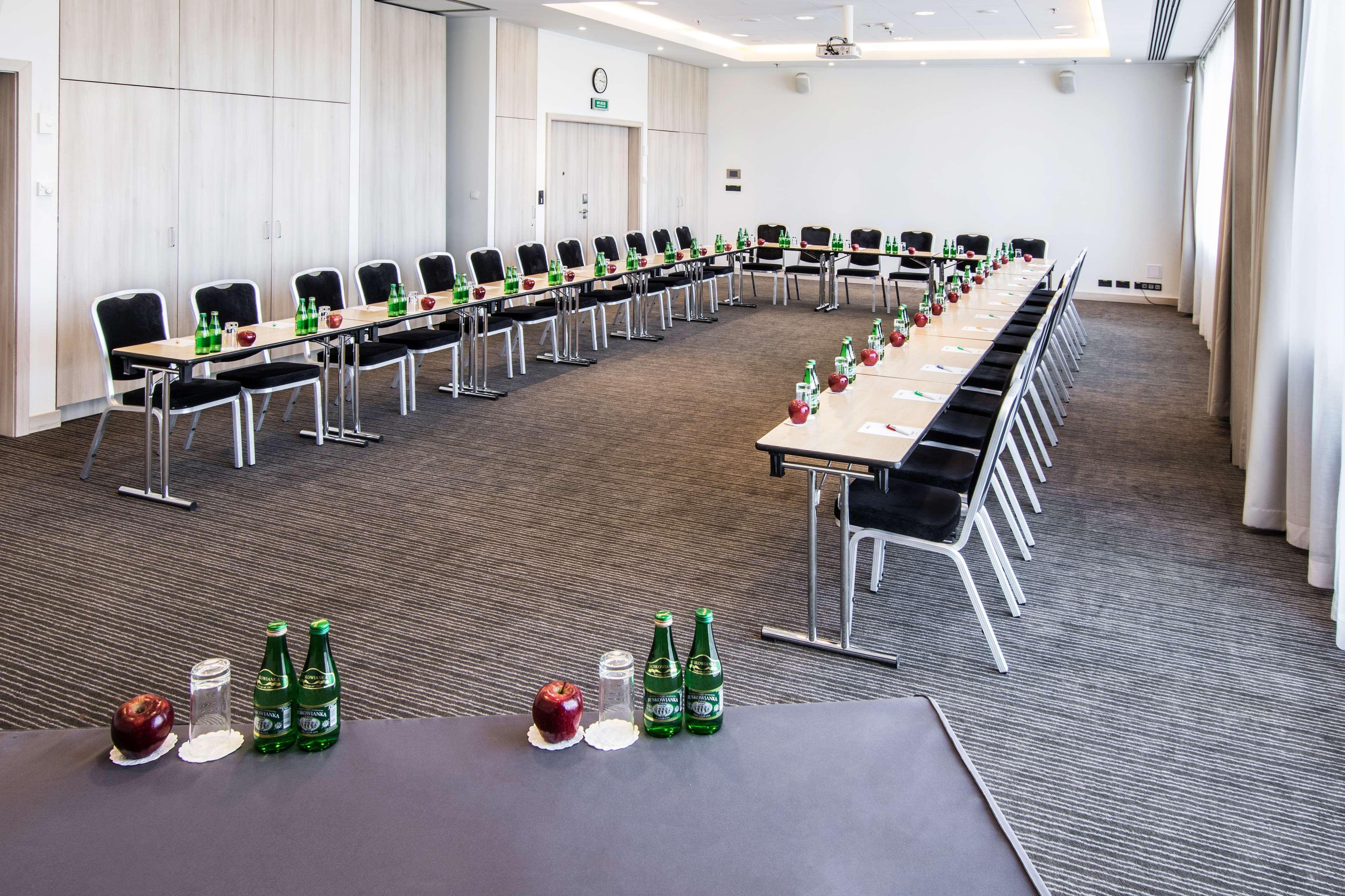 Park Inn By Radisson Cracovia Esterno foto