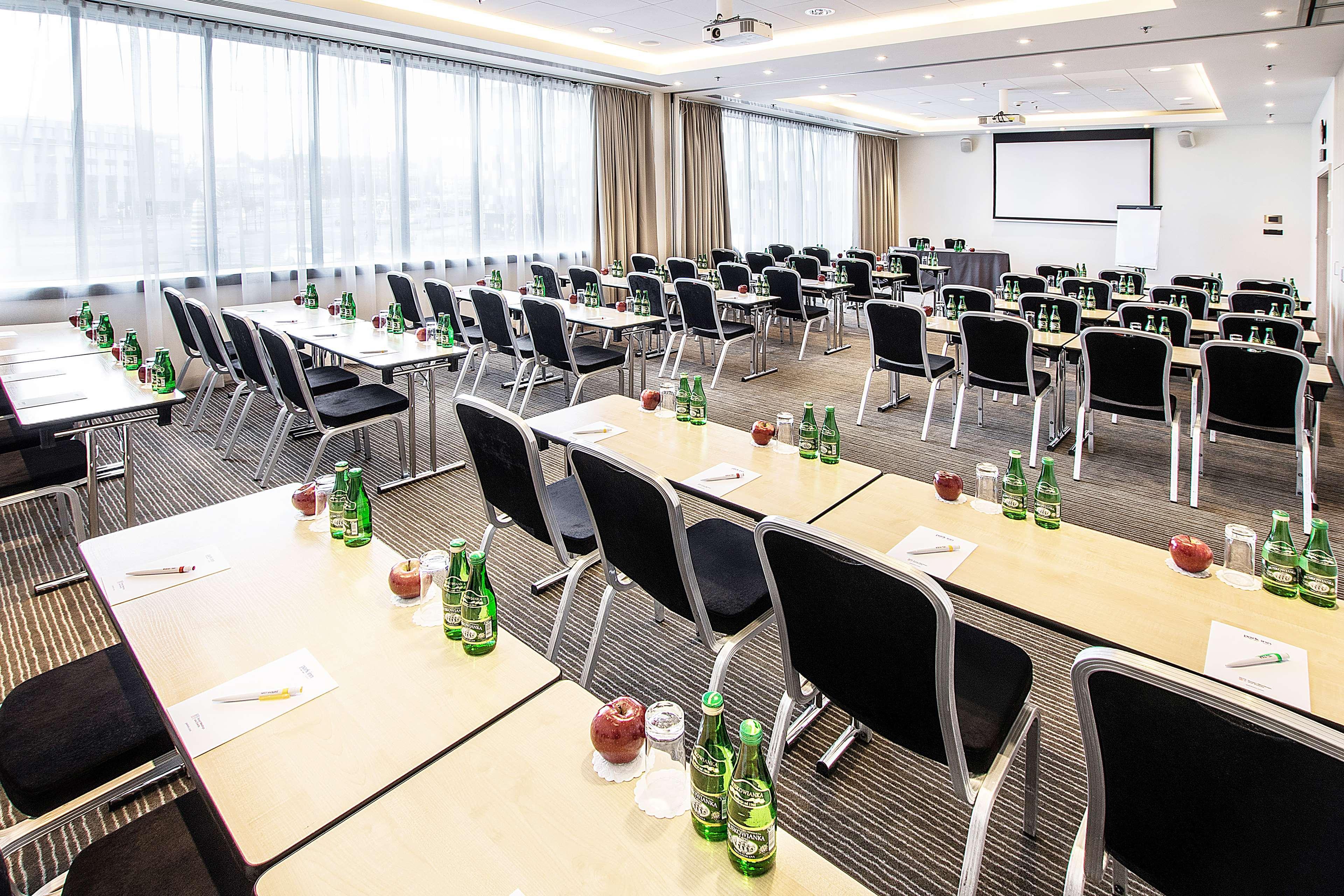 Park Inn By Radisson Cracovia Esterno foto