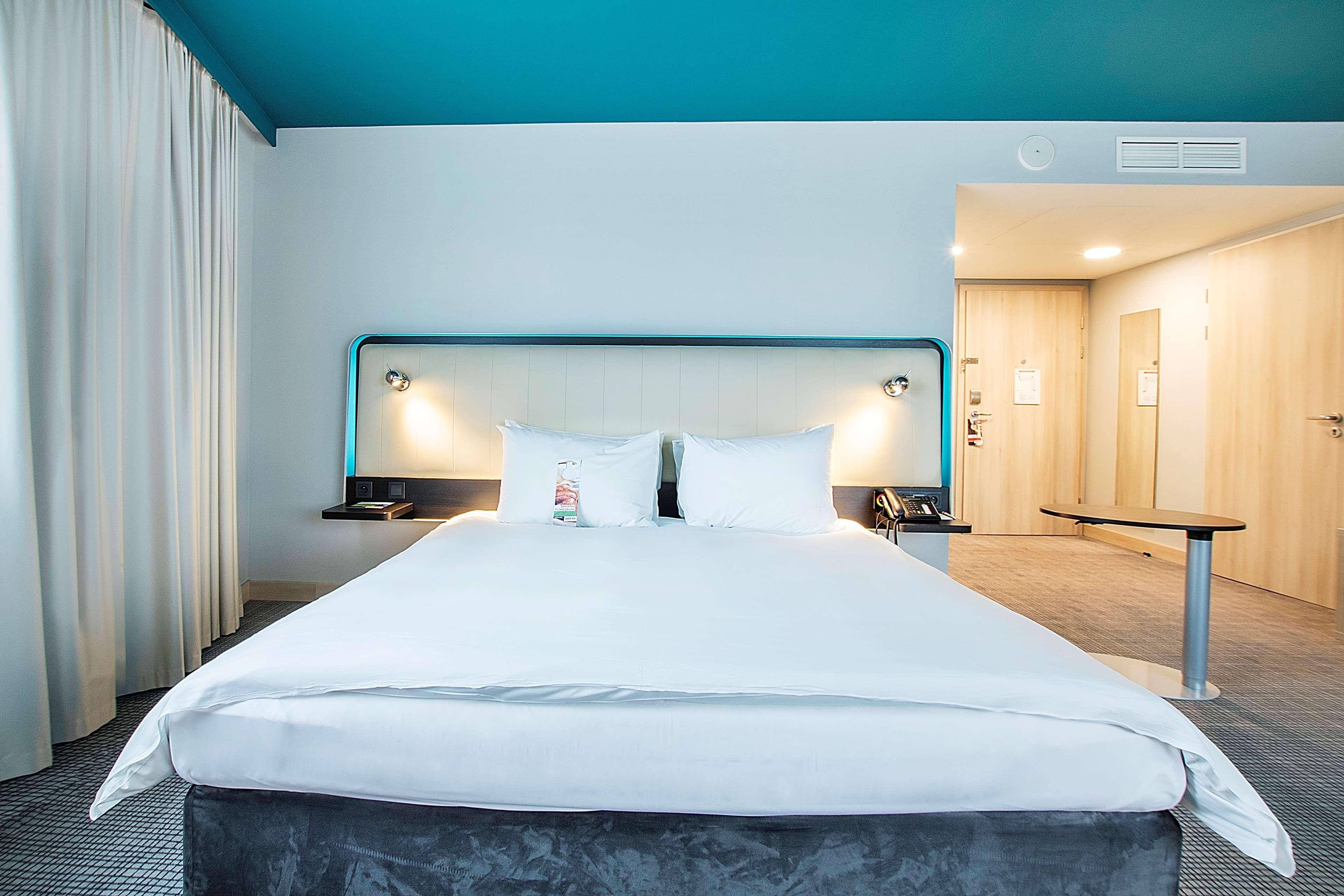 Park Inn By Radisson Cracovia Esterno foto