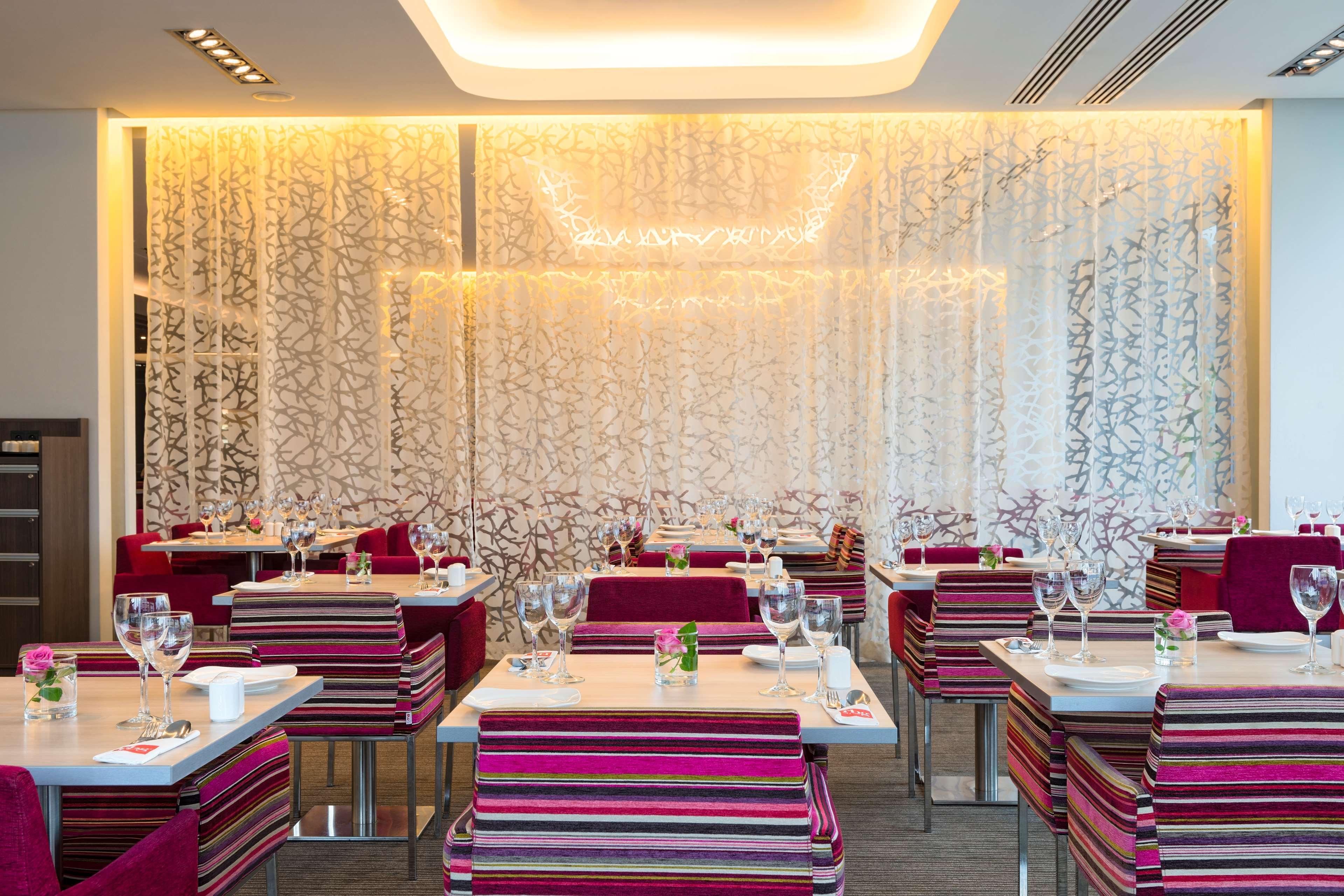 Park Inn By Radisson Cracovia Esterno foto