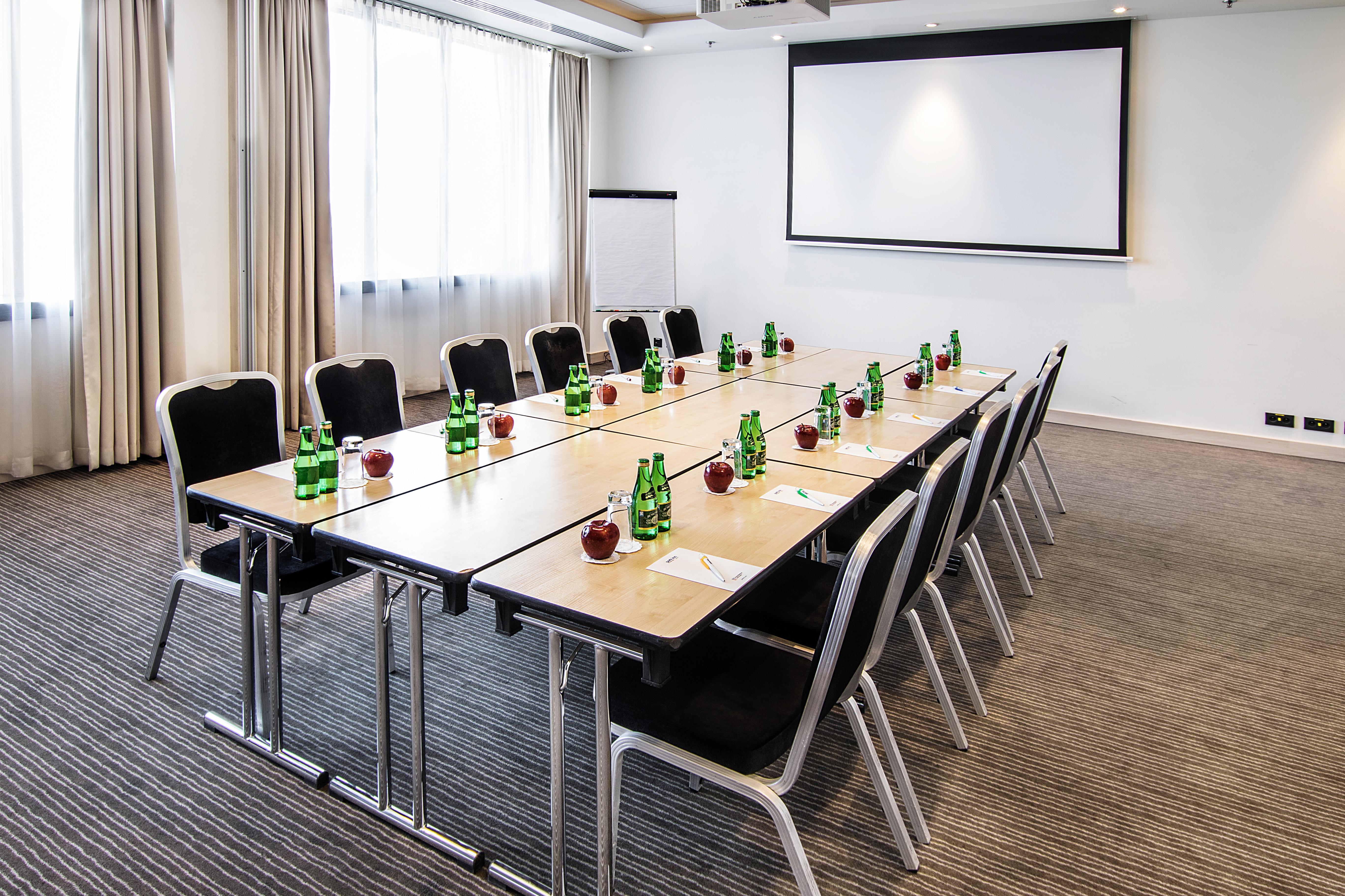 Park Inn By Radisson Cracovia Esterno foto