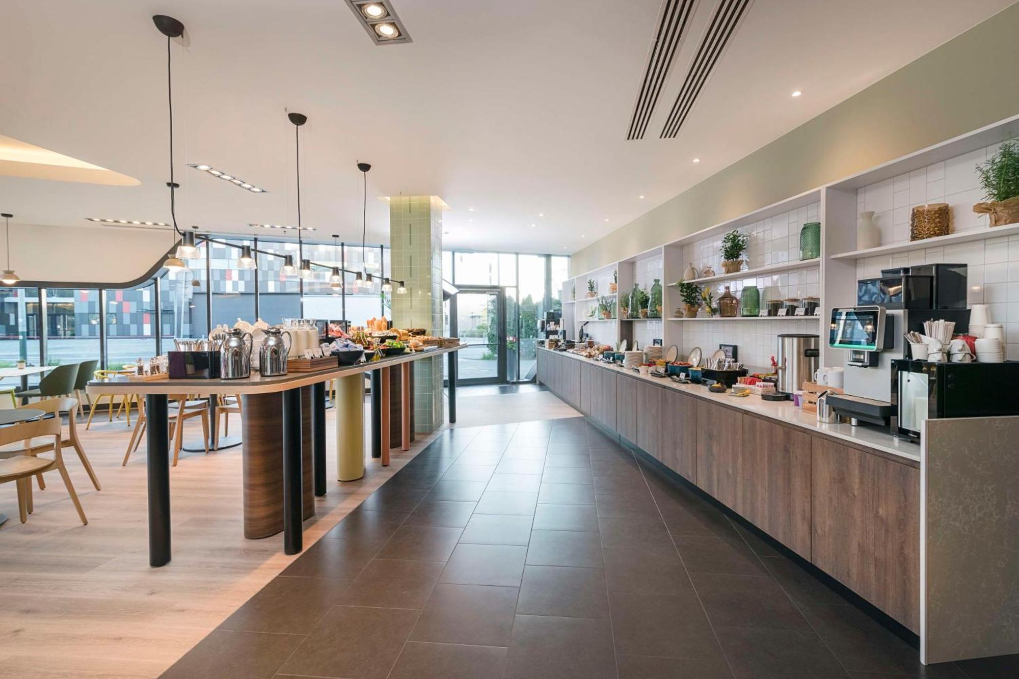 Park Inn By Radisson Cracovia Esterno foto