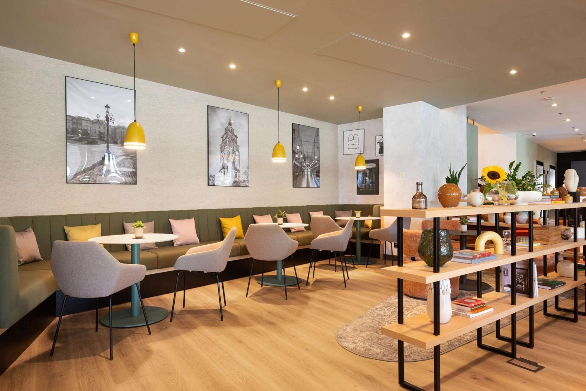 Park Inn By Radisson Cracovia Esterno foto